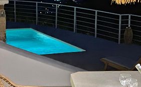 Villa Koukounaria