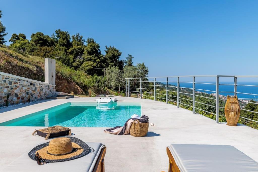 Villa Koukounaria Skopelos Town Exterior photo